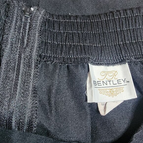Bentley Skirt Womens Plus Size 20 Solid All Black Stretch Waist Zip Back - Picture 2 of 4